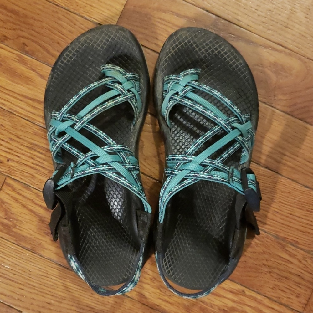 Chacos, size 6